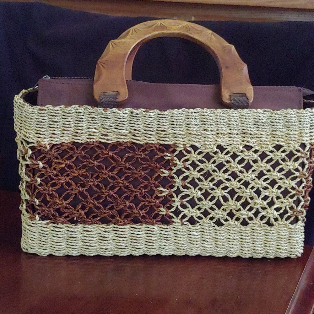 Woven handbag